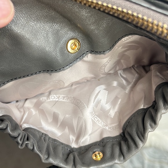 Michael Kors Mini Leather Bag - Picture 6 of 14